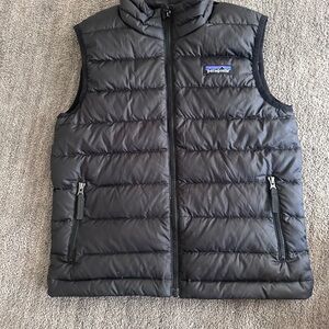 Patagonia Black Puffer Vest